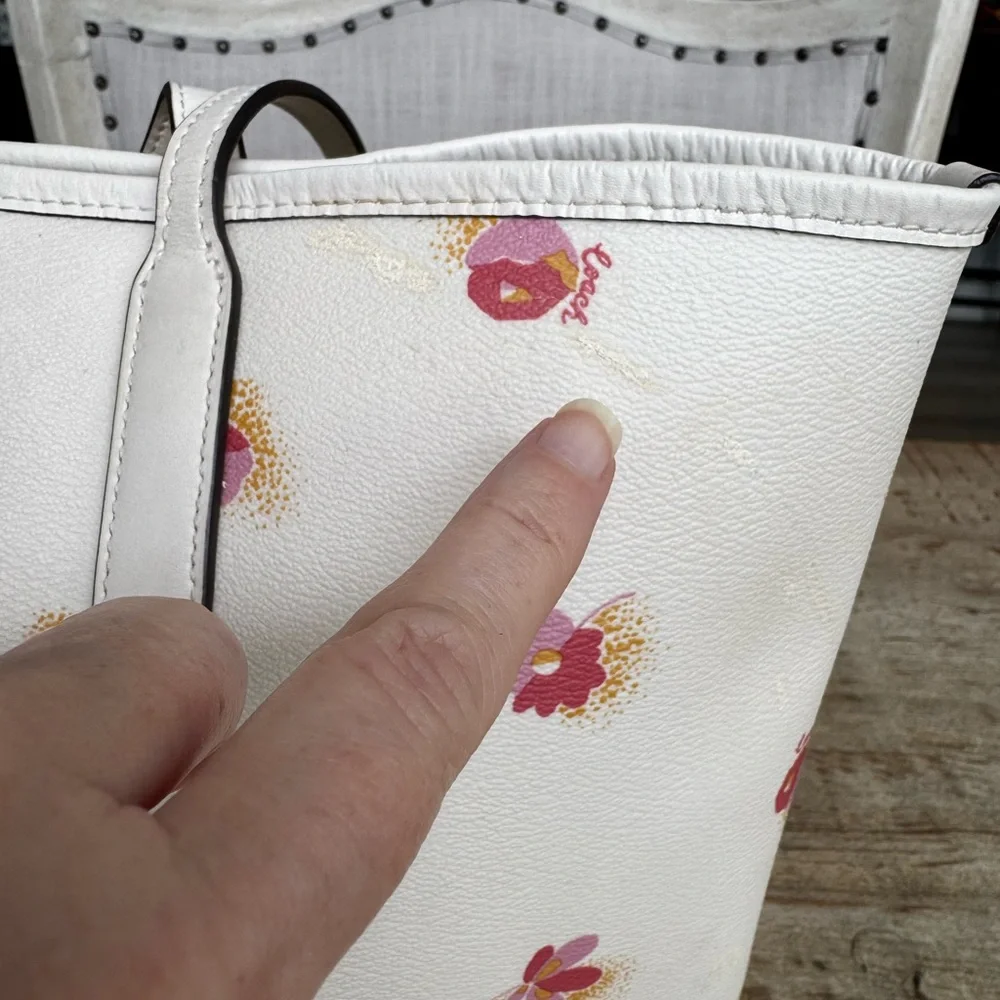 Coach Cream Leather Tote with Pink Floral Print - Picture 4 of 4
